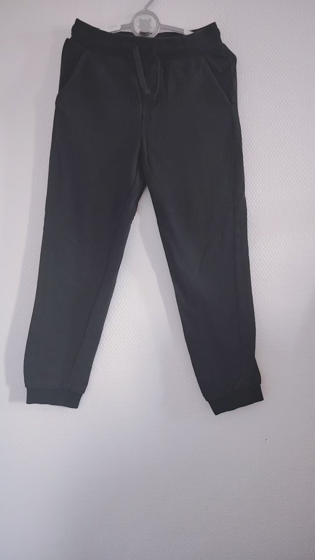 Pantalon jogging garçon 7-8 ans occasion
