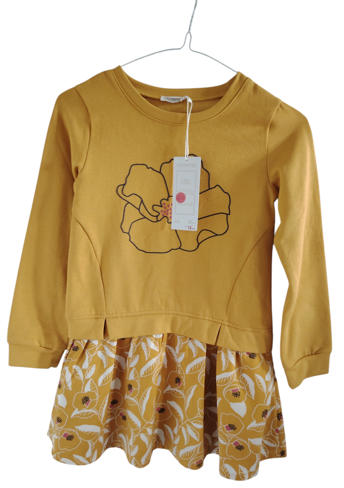 Robe pull neuf destockage orchestra 8 ans